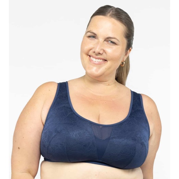 2!!! UNDERSTANCE: TWO wirelesss bra’s - Picture 2 of 8